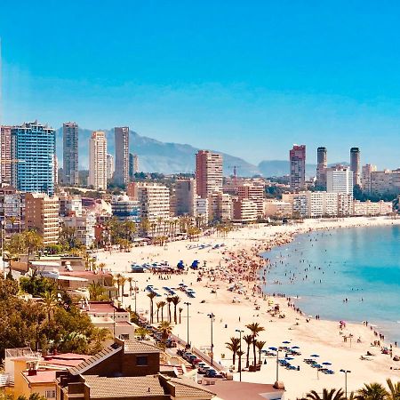 Luxuriöses Apartment in Benidorm mit Pool Exterior foto