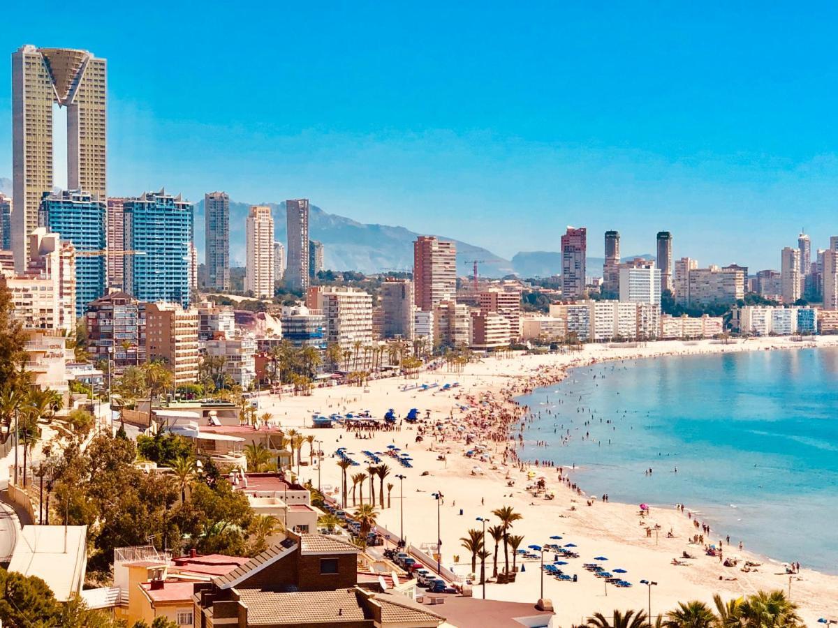 Luxuriöses Apartment in Benidorm mit Pool Exterior foto